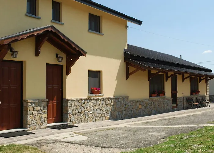 Fiorella Feriegård Camigliatello Silano